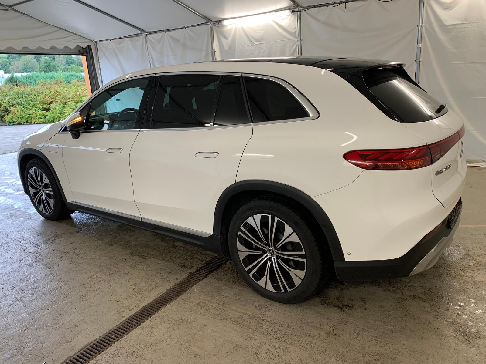 Mercedes-Benz EQS SUV 450 7-Sitze DISTRONIC PANO AHK AIR 21 foto 11