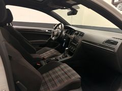 VW GOLF GTI ISOFIX KLIMA PANORAMA LED SITZHZG