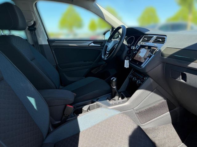 Tiguan IQ.DRIVE 1.5 TSI AHK-klappbar Navi Apple 