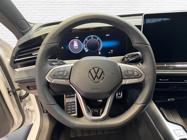 Fahrzeugabbildung Volkswagen Passat R-Line 2,0 l TDI SCR 110 kW (150 PS) 7-Ga