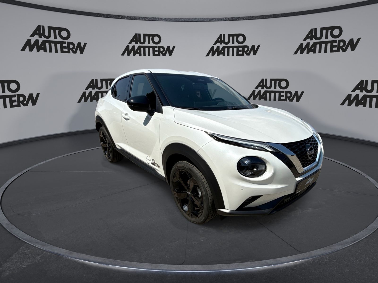 Nissan Juke 1.0 DIG-T Tekna imagem 2