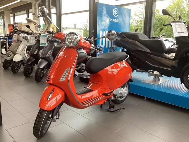 Vespa Primavera 50 Arancio NEU SOFORT VERFÜGBAR !