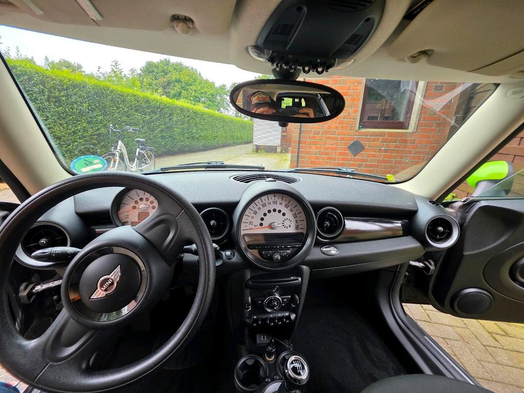 MINI ONE