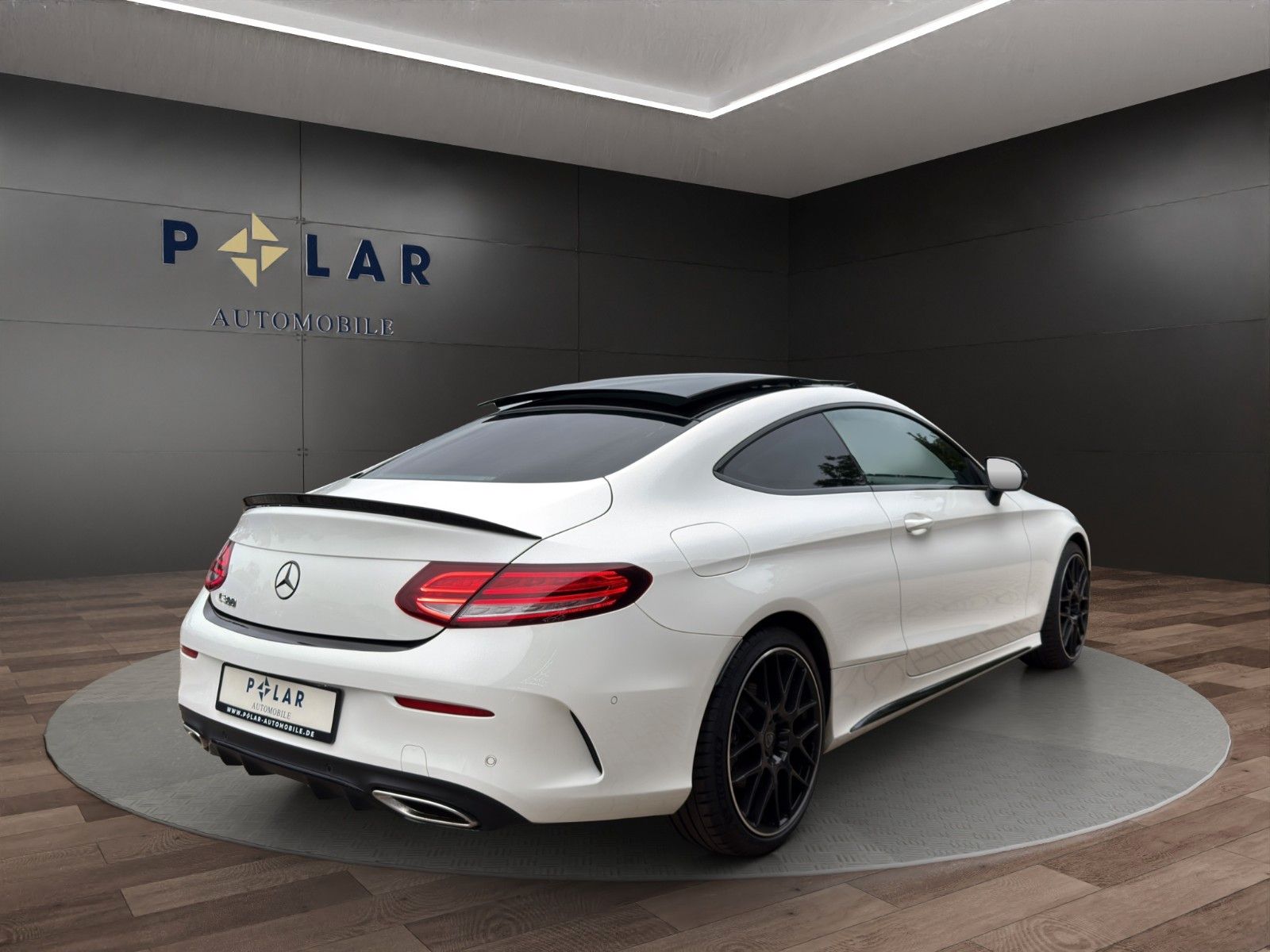 Fahrzeugabbildung Mercedes-Benz C 300 Coupe*AMG-Line*Pano*Head-Up*Dig.Tacho*360°
