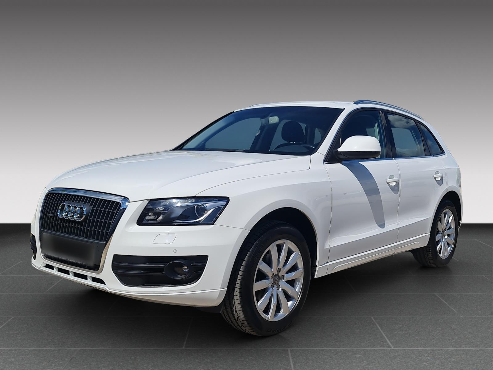 Audi Q5 2.0 TFSI Quattro AHK // 8 Fach