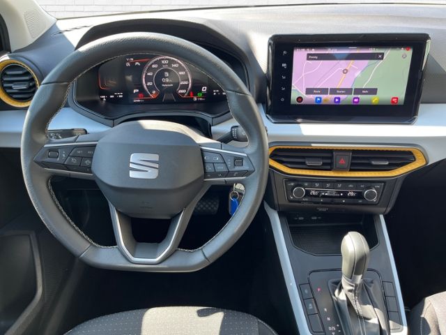 Fahrzeugabbildung SEAT Arona Style 1.0 TSI DSG KLIMA LED NAVI LEDER ALU