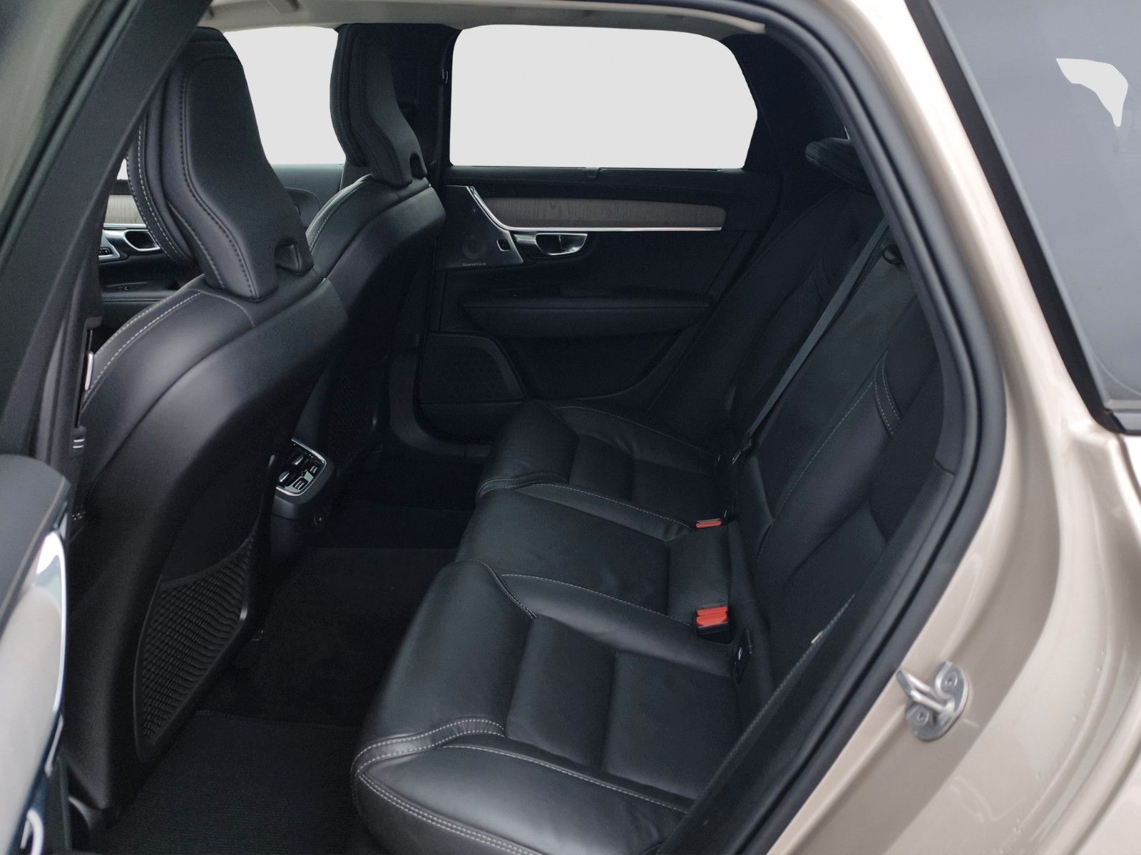 Volvo V90 Cross Country B5 Ultimate*360°Standh*AHK*SD foto 14