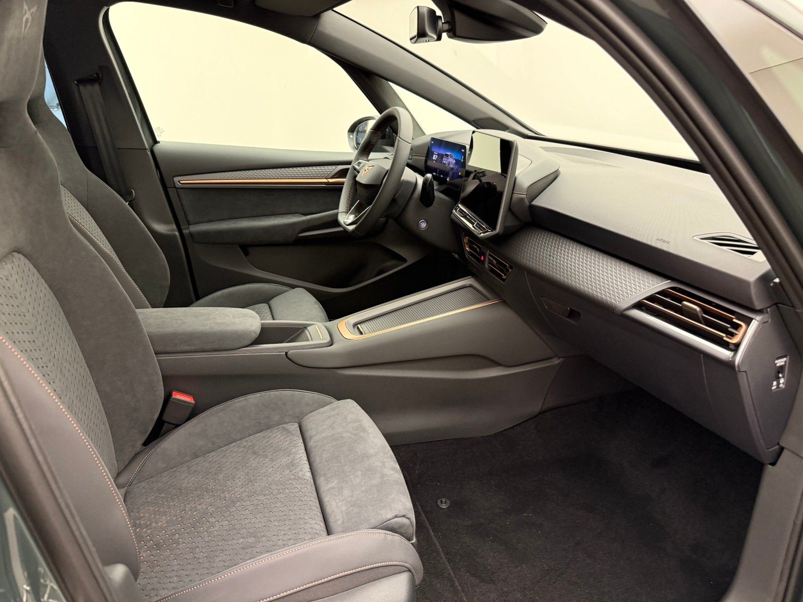 Cupra Born PA 190PS 58kW EdgeDinamicaNavi19Ganzj imagem 3