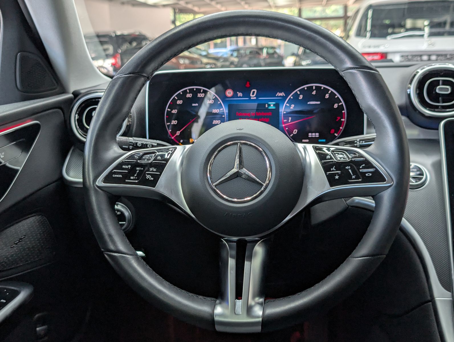 Fahrzeugabbildung Mercedes-Benz C 180 T AVANTGARDE MBUX AHK KAM VIRT AMBI WINTER