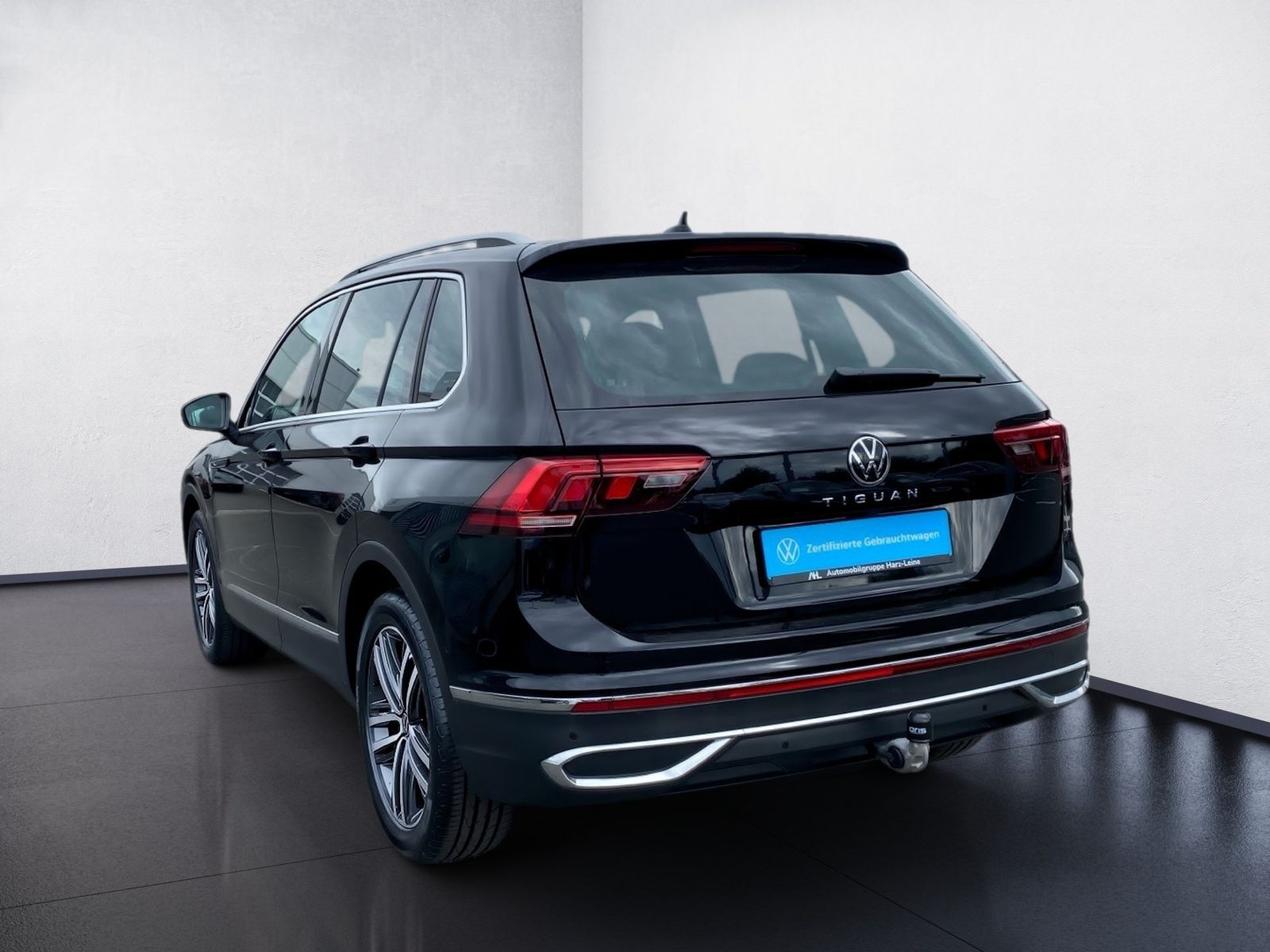 Volkswagen Tiguan 1.5 TSI Elegance DSG Matrix Navi ACC AHK foto 4