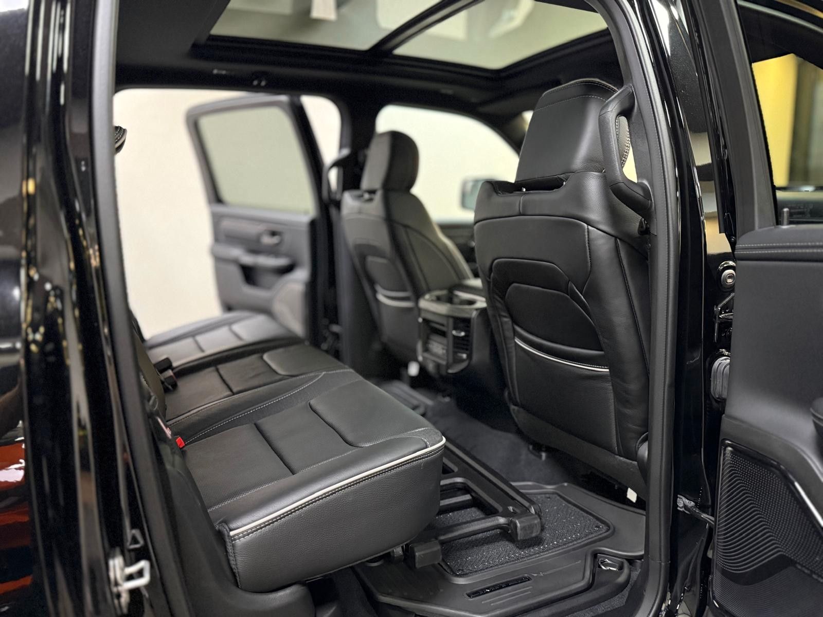 Fahrzeugabbildung Dodge LIMITED HURRICANE 3.0L-HO 540 PS - RAMBOX-MWK