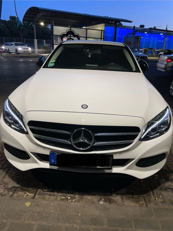 Image of Mercedes-Benz C 180