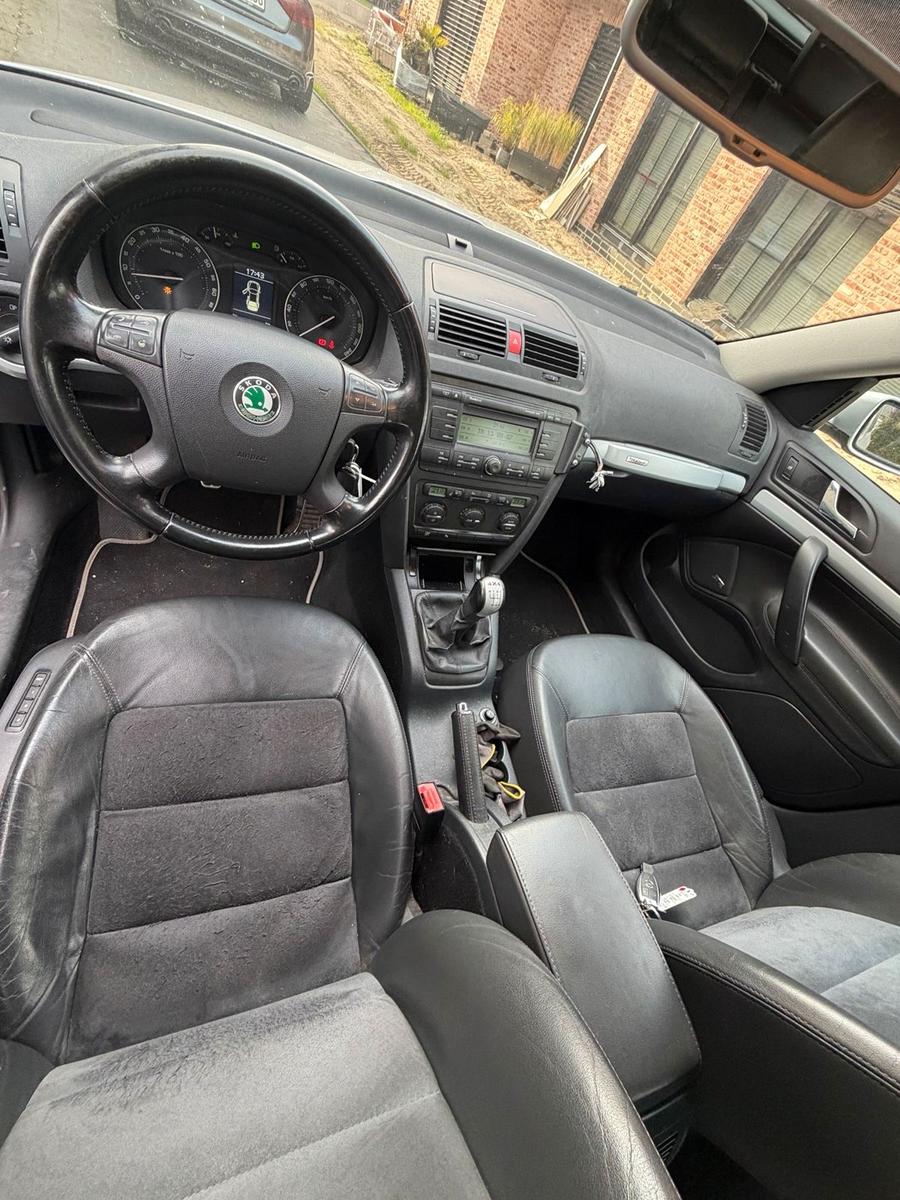 Skoda Octavia 2008 — photo 8