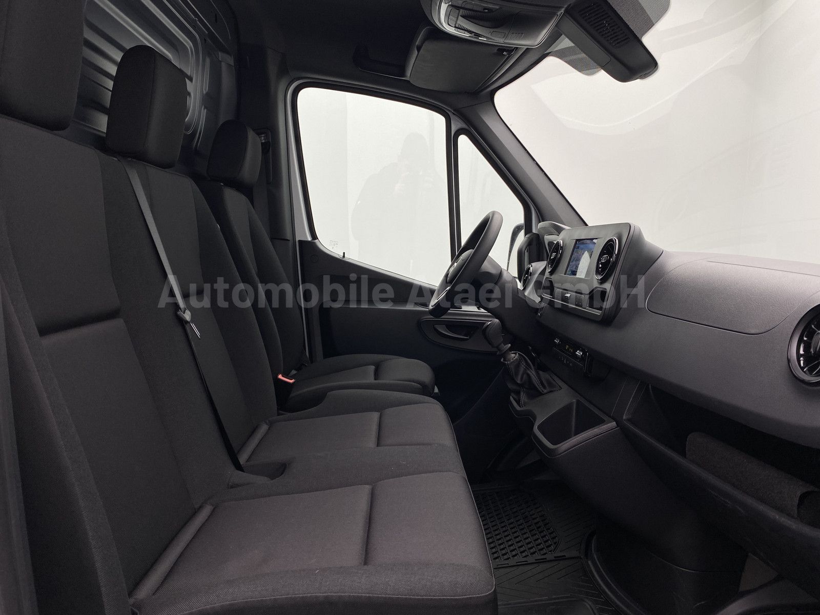 Fahrzeugabbildung Mercedes-Benz Sprinter 315 MAXI *NEUWERTIG* 360° + NAVI 3405