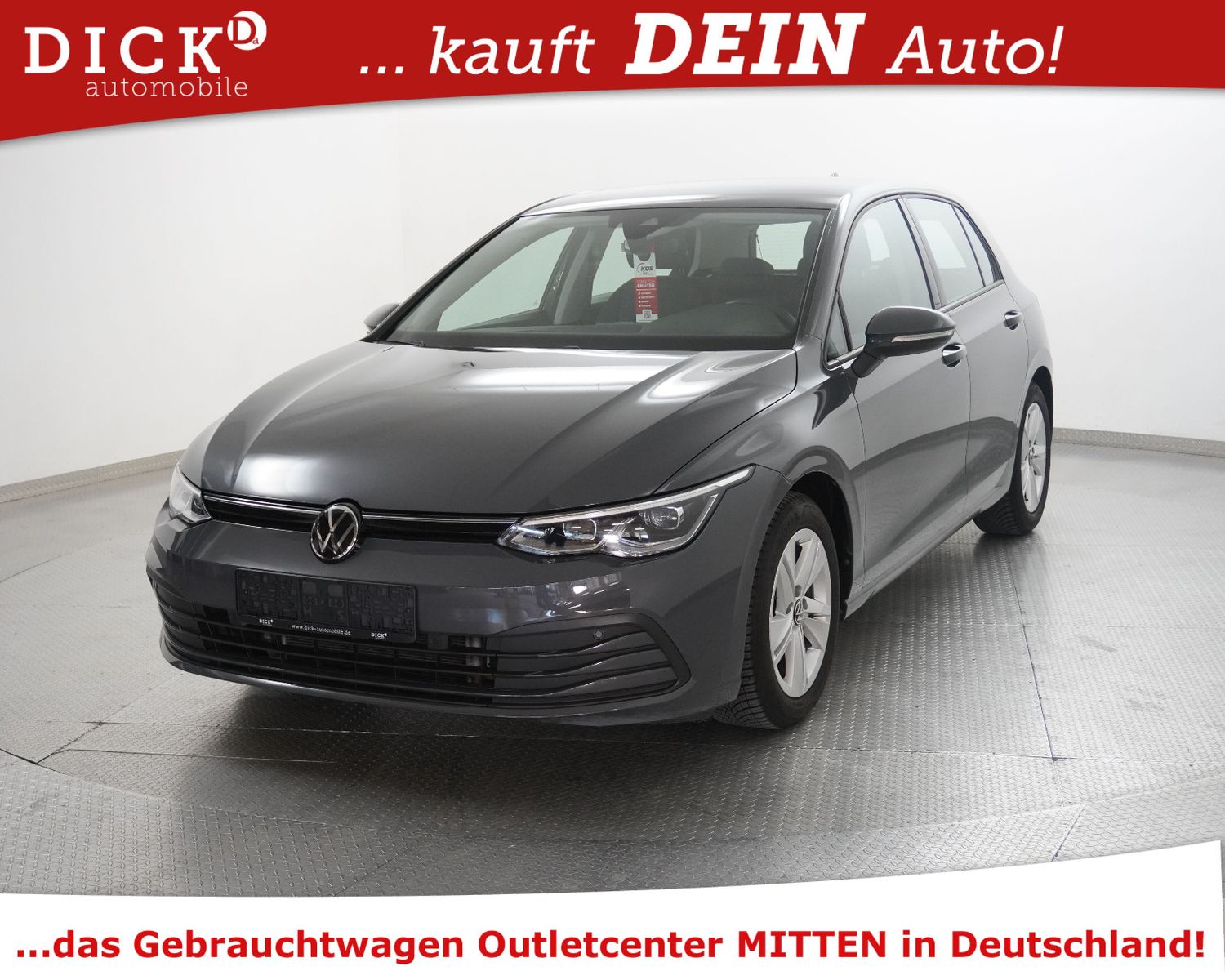 Fahrzeugabbildung Volkswagen Golf VIII 2.0d DSG Life MEMO+MASSAG+VIRTU+AHK+AC