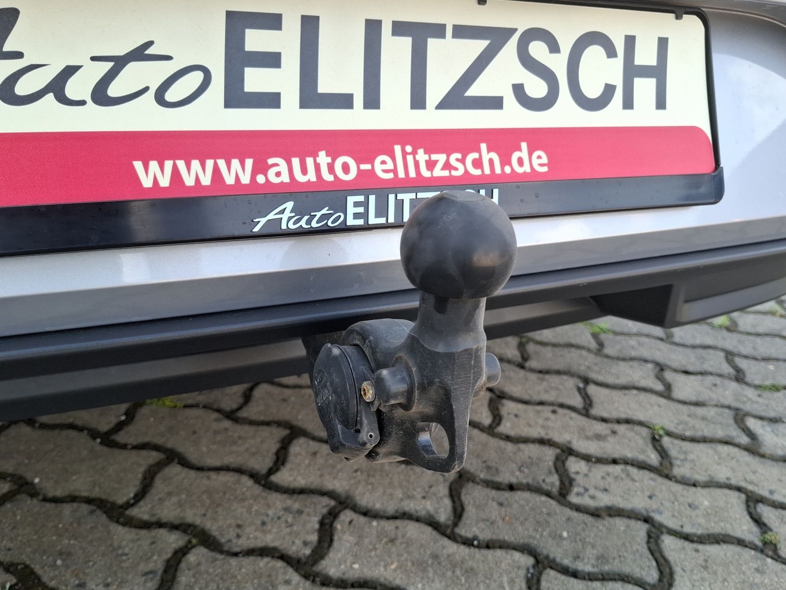 Fahrzeugabbildung SEAT Leon ST TSI Style LED AHK Navi AID GRA SHZ Park-