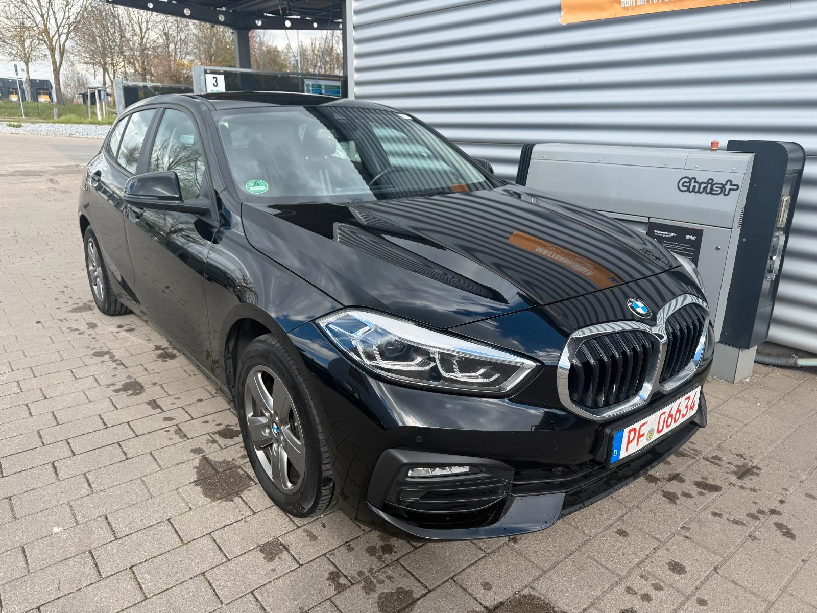 BMW 118d Navi LED Live Cockpit Prof Sportsitze