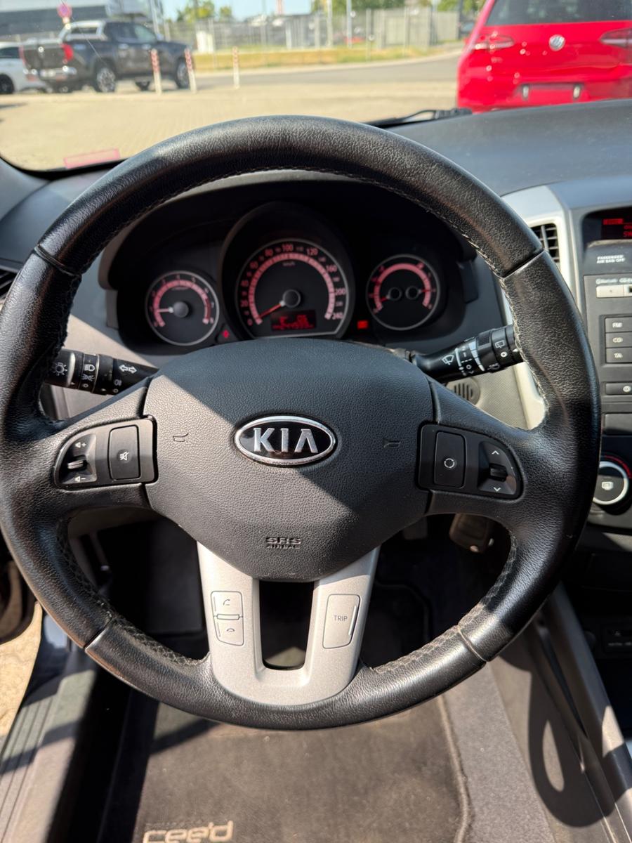 Kia Ceed 1.4 Sportswagon Vision /Klima