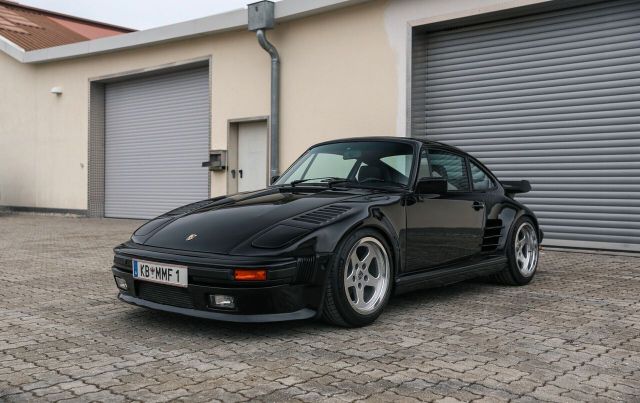 Porsche 1985 Porsche 930 Turbo S Slantnose