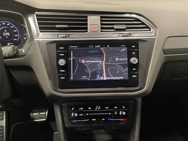 Tiguan R-Line 2.0 TSI DSG 4M AHK NAVI LED