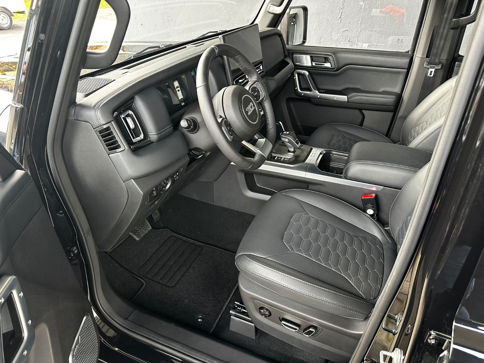 BAW 212 2,0L TCI 4WD | Seilwinde | 4×4 — Bild 10