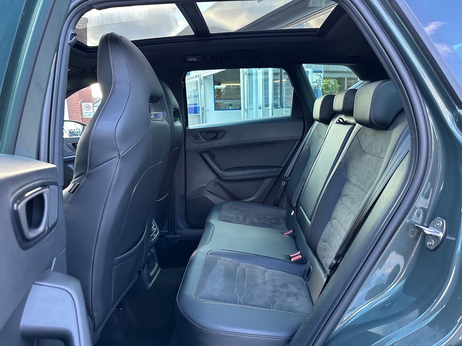 Fahrzeugabbildung CUPRA Ateca 2.0 TSI VZ 4Drive Pano/Navi/ACC/DCC/360°