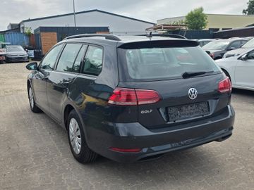 Volkswagen Golf - 3