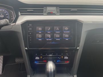 Volkswagen Passat Variant 2.0 TDI DSG MATRIX ACC PARKLENK