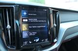Volvo XC60 T5 AWD Momentum  AHK/NAVI/SHZ/LED/250PS - Volvo XC60 von privat