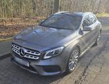 Mercedes-Benz GLA 250 4MATIC DCT - Car Play Panorama  - Mercedes-Benz GLA-Klasse von privat