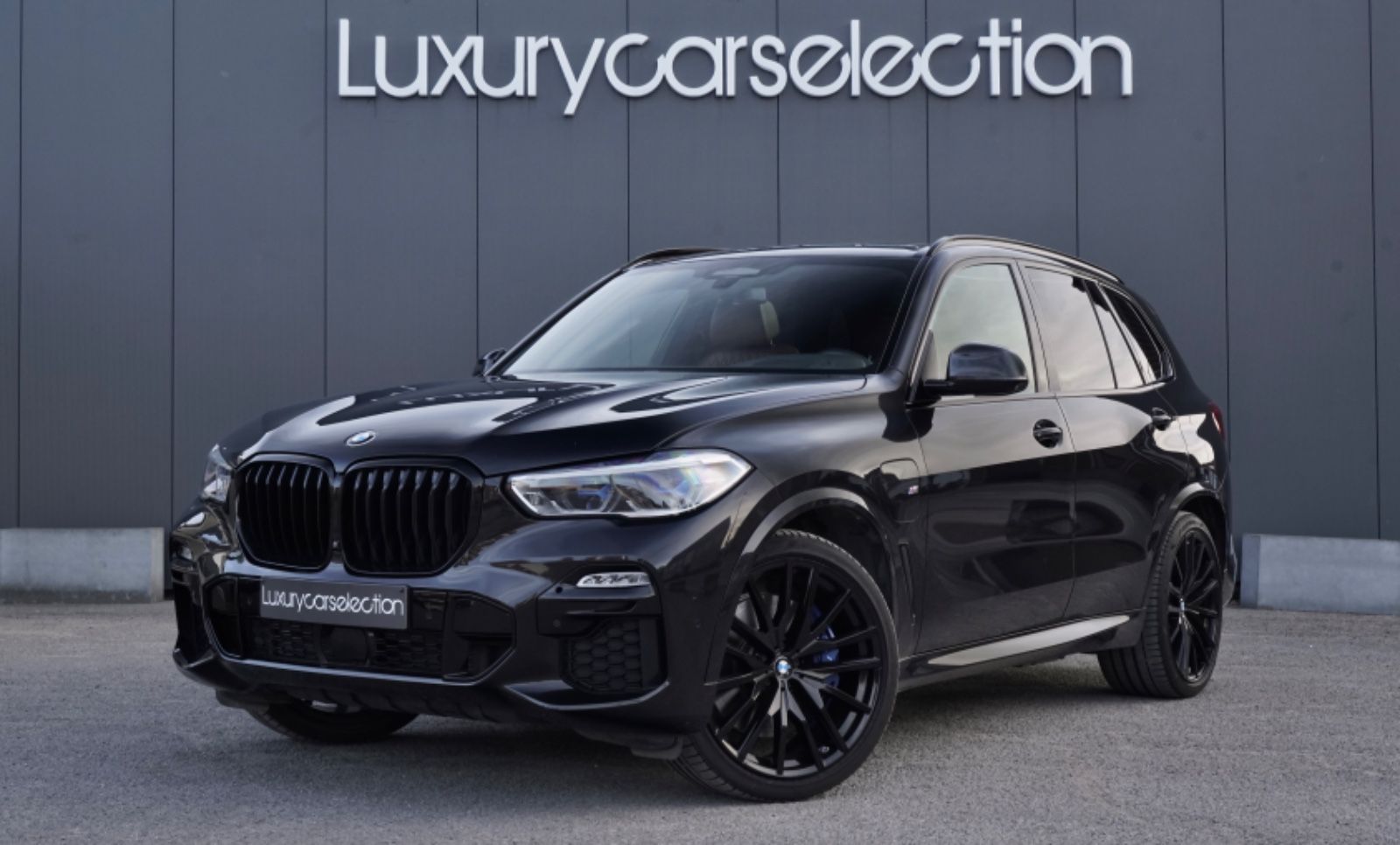 BMW X5 xDrive45e *M-PACK/CRYSTAL/SKY PANO/LASER*