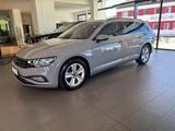 Volkswagen Passat Variant Business DAB RFK Parkassistent - Volkswagen Passat aus 2022