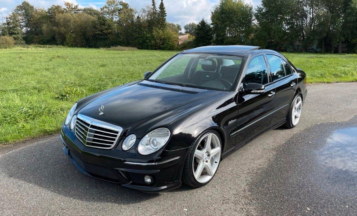 Mercedes-Benz E 200