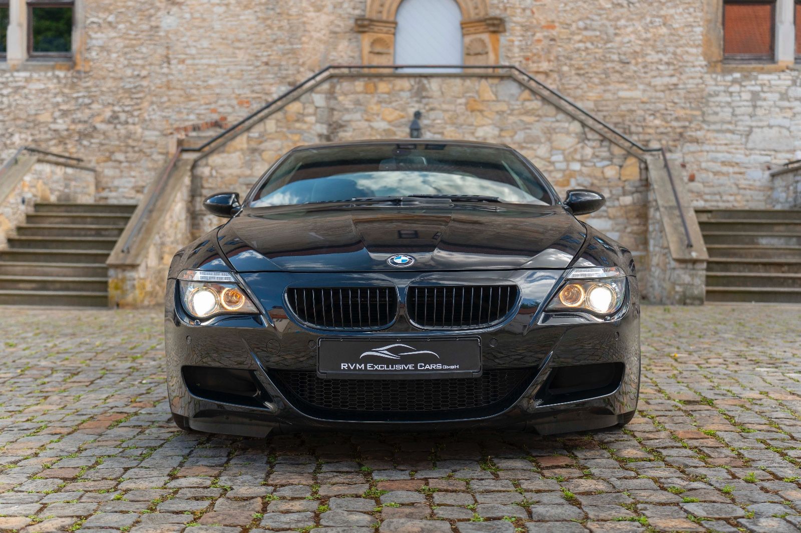 Fahrzeugabbildung BMW M6 Coupé Manual 1/323 Head Up Individual Audio