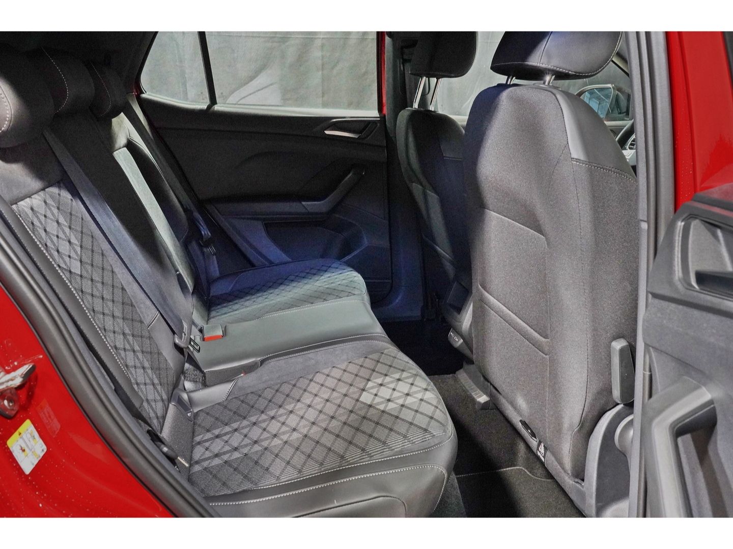 Volkswagen T-Cross - Bild 10