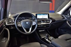 Fahrzeugabbildung BMW X3 xDrive 20i Laser Pano HuD Leder Live Cockpit+