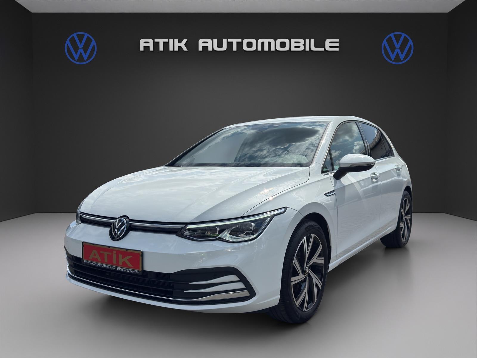 Volkswagen GOLF VIII 1.5 TSI STYLE / ACC / KAMERA / CARPLAY