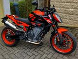 KTM 890 Duke GP - KTM 890 DUKE GP