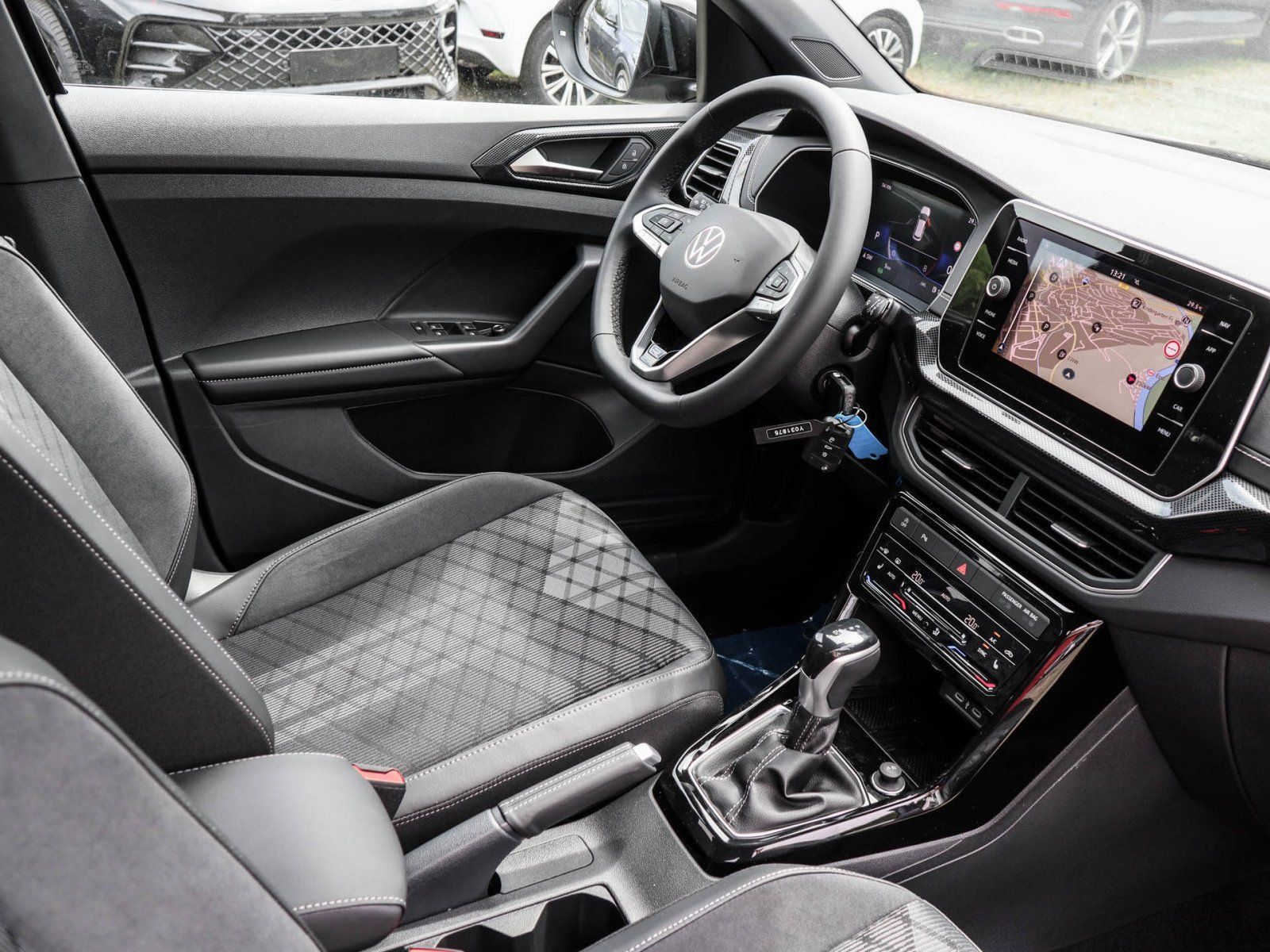 Volkswagen T-Cross - Bild 3
