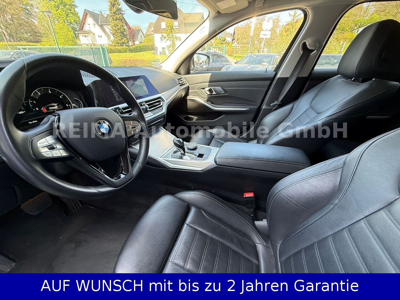 Fahrzeugabbildung BMW 330d  Touring xDrive Sport Line, LED