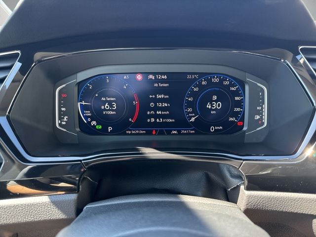 Touran 2.0 TDI DSG HIGHLINE 7-SITZE+AHK+RFK+LED+