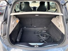 Fahrzeugabbildung ZOE Intens R135