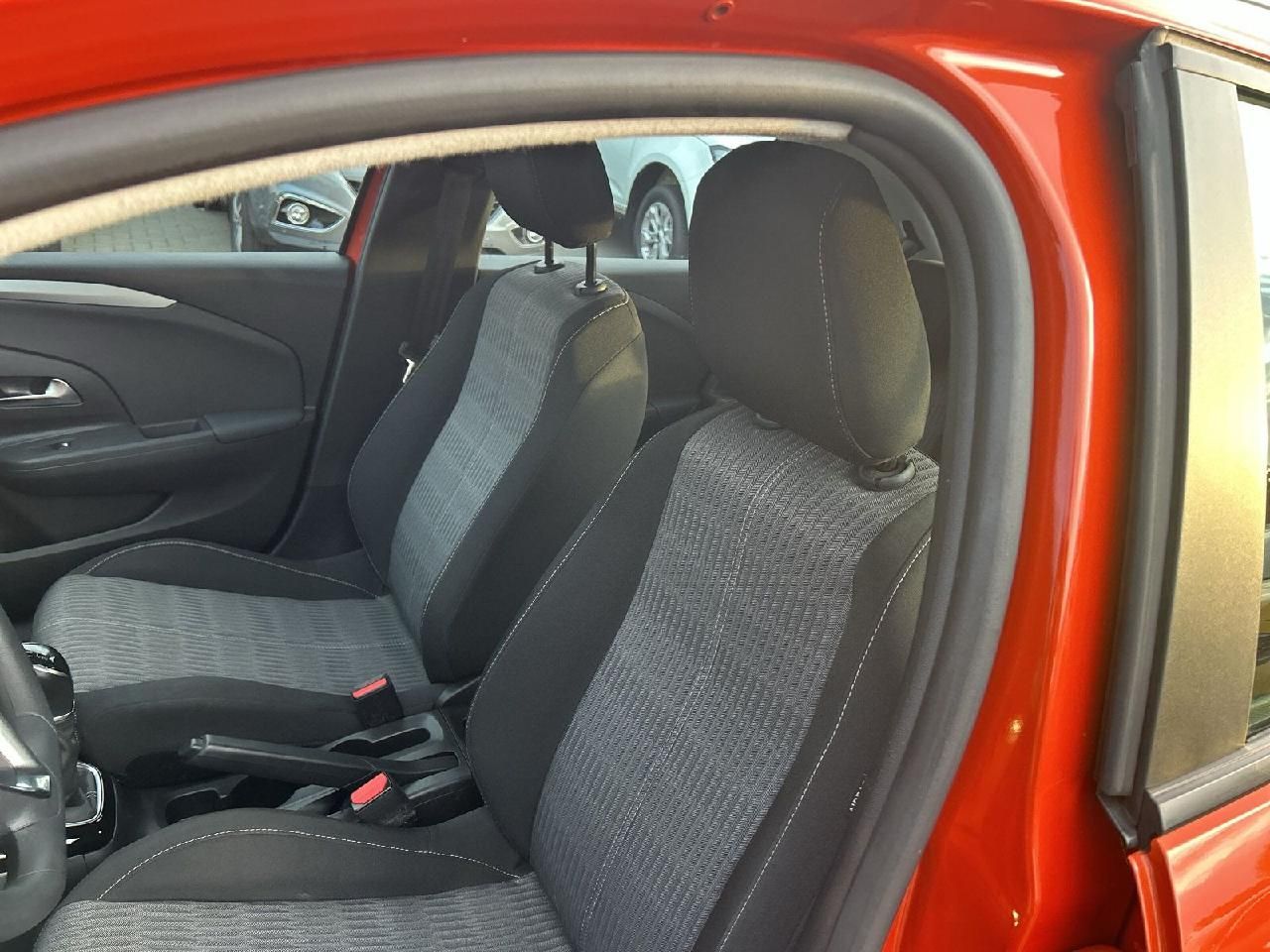 Fahrzeugabbildung Opel Corsa F Basis