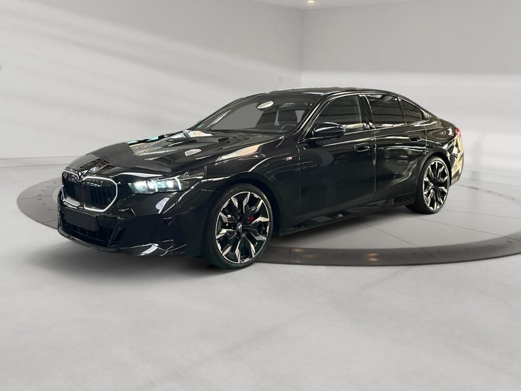 BMW 520d M Sport Carbon+Fahrassist+AHK+HUD+Pano+Wide foto 2