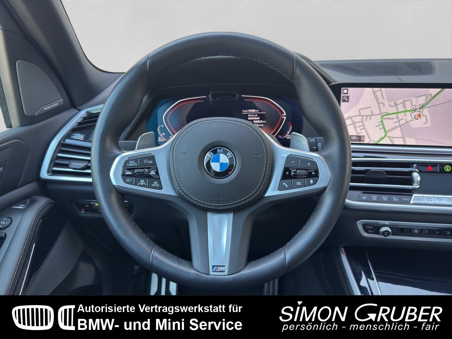Fahrzeugabbildung BMW X5 xDrive 40d M Sport Pano Stop&GO FondEntertain