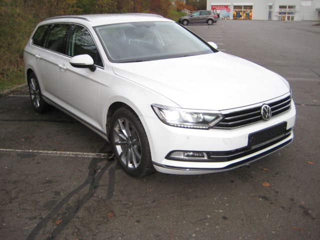 Volkswagen Passat Variant Highline 190PS - Top Ausstattung!