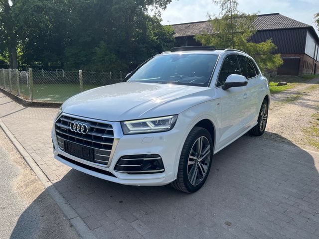 AUDI Q5 quattro sport Led,Virtual,Pano,Head-Up,ACC