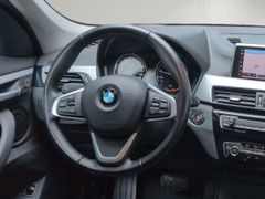 BMW X1 sDrive20i Advantage Aut/PDC/Kamera/Navi/LED