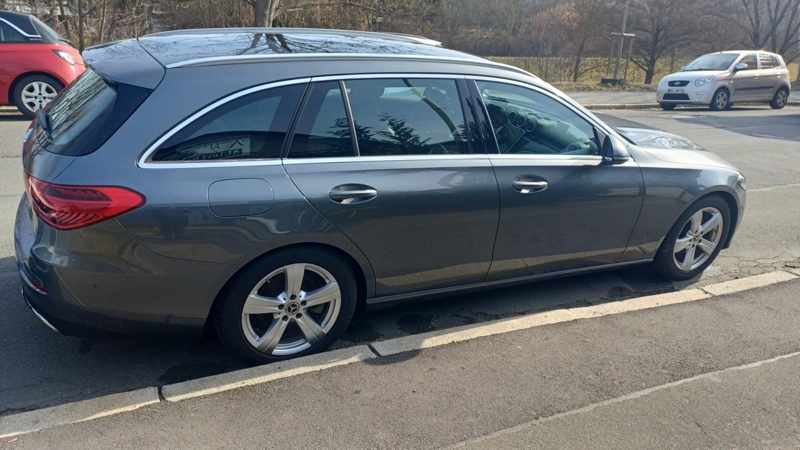 Mercedes-Benz C 180 C T-Modell-Avantgarde-Panorama-Automatik