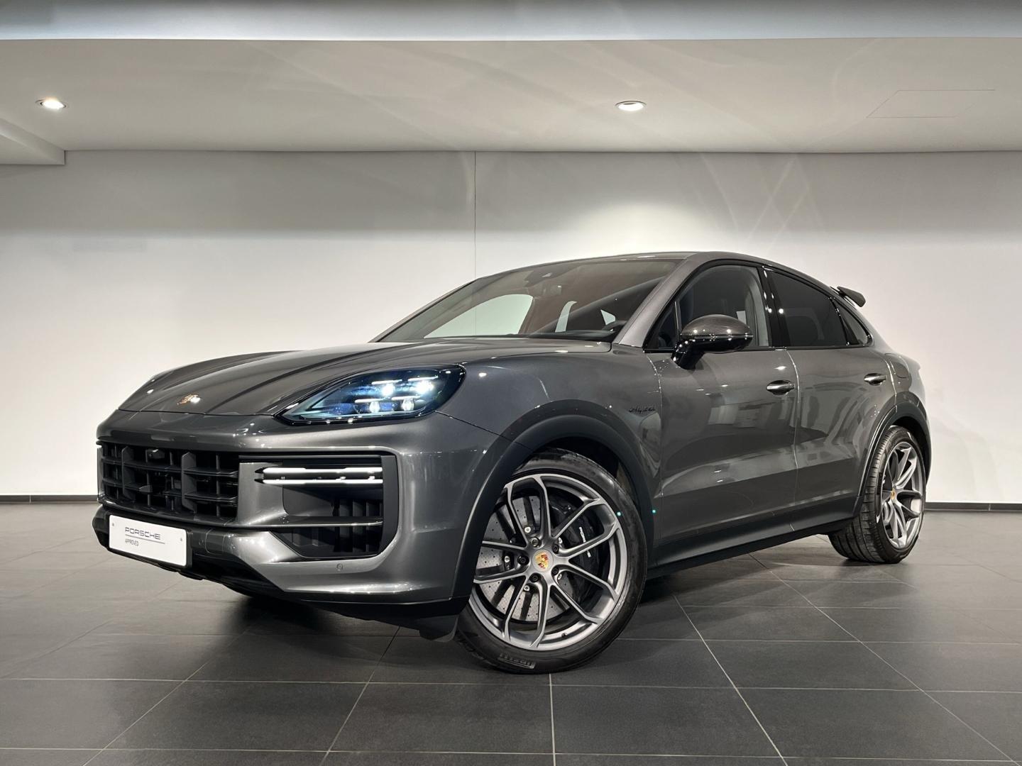 Porsche Cayenne Turbo E-Hybrid Coupe mit GT-Paket